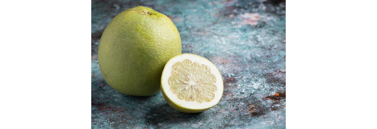 Pomelo: co to za owoc i czym jest zdrowy