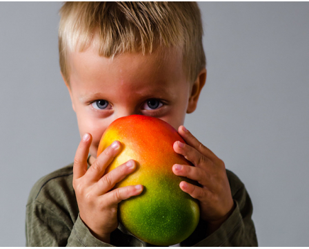 Jakie egzotyczne owoce można podawać dzieciom?