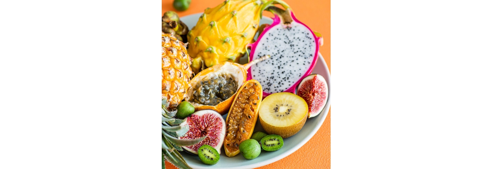 Owoce dla pięknej skóry: sekrety tropików